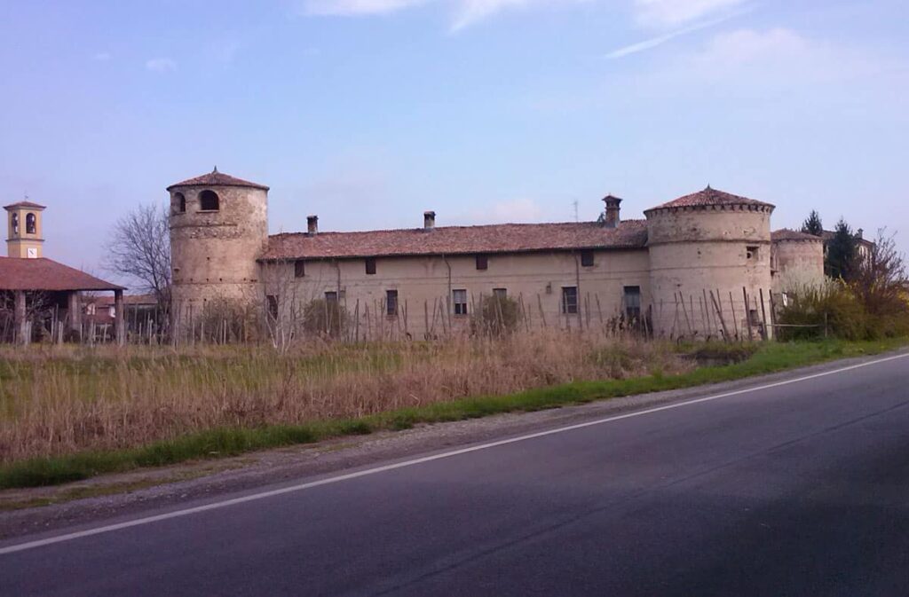 Castello di Folignano - Ponte del'Olio