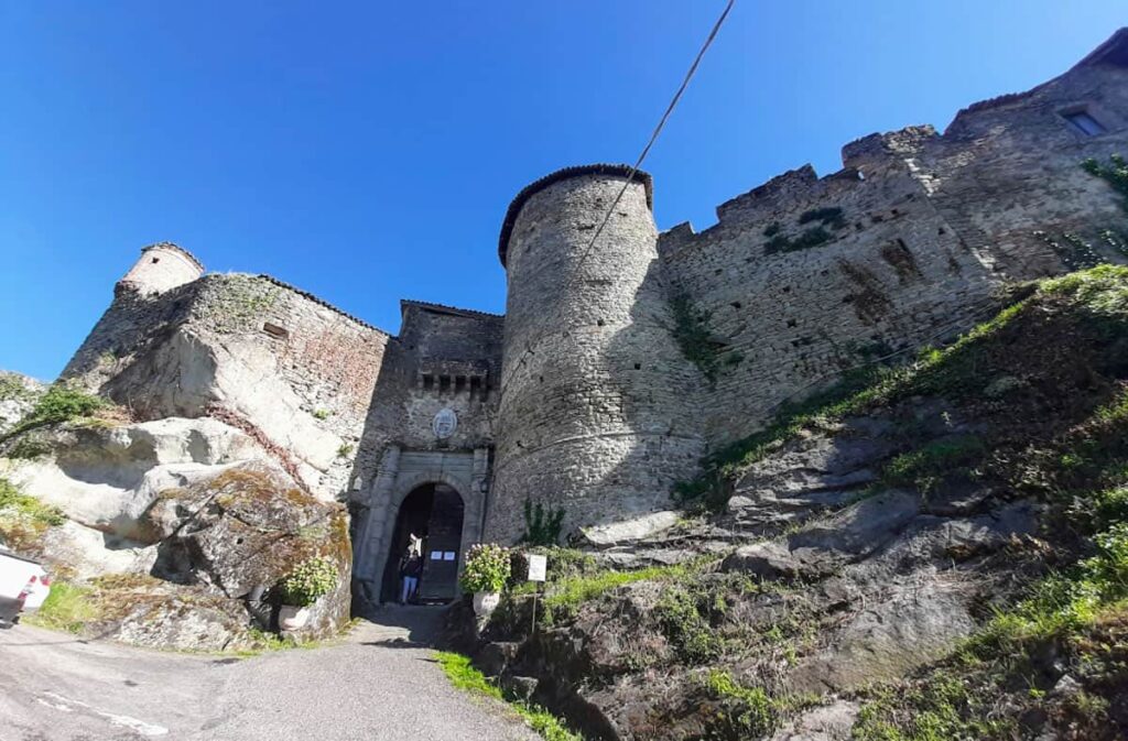 Rocca d'Olgisio - Pianello Val Tidone